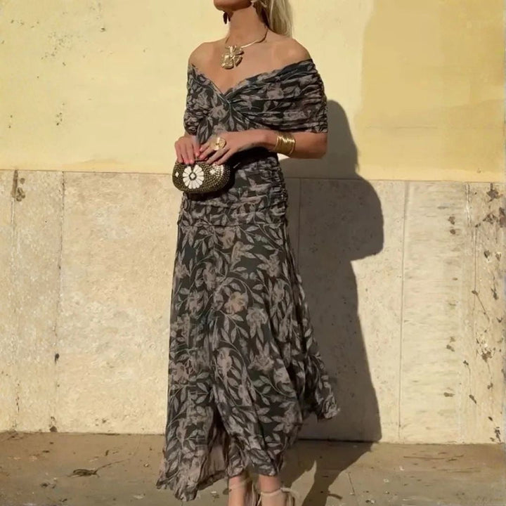 Lunelle - Elegant Dress With V-Neckline