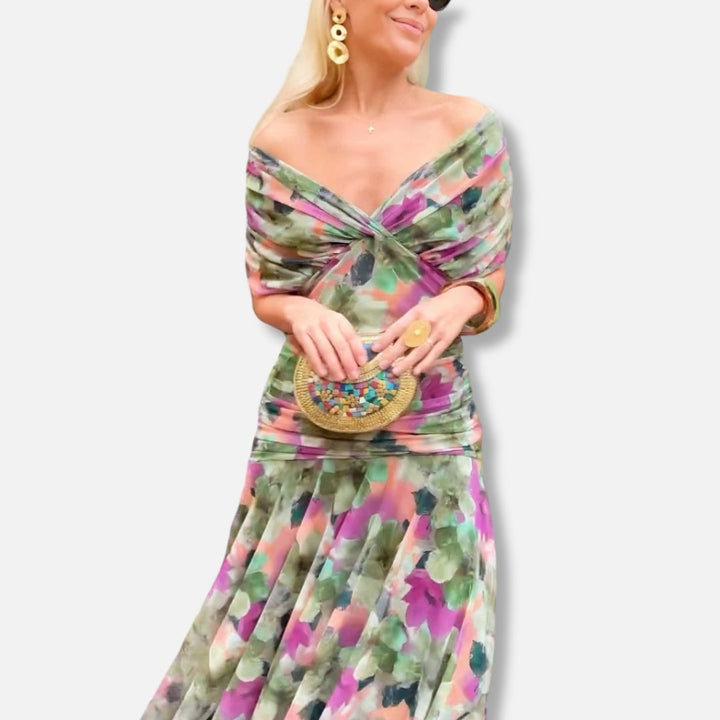 Lunelle - Elegant Dress With V-Neckline