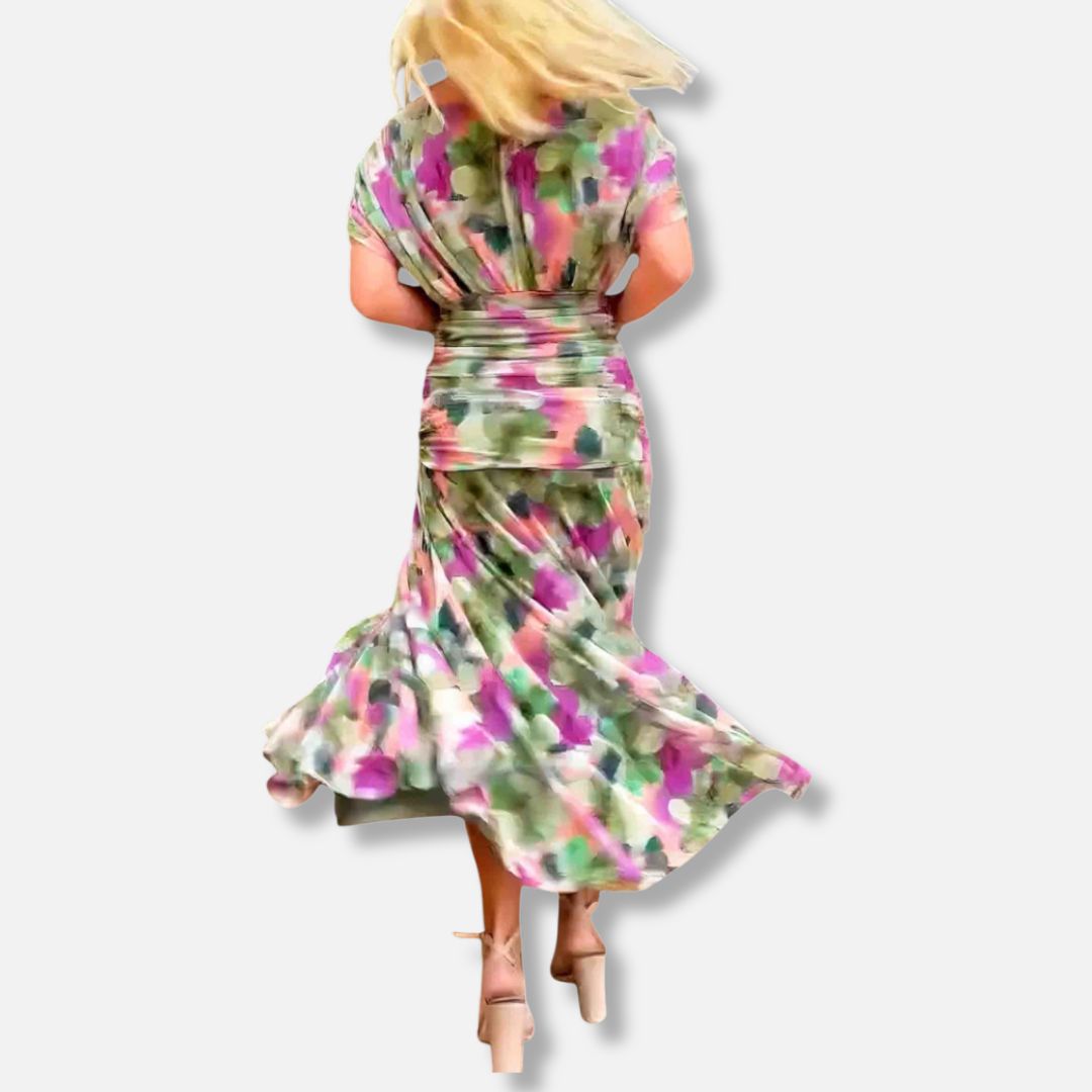 Lunelle - Elegant Dress With V-Neckline