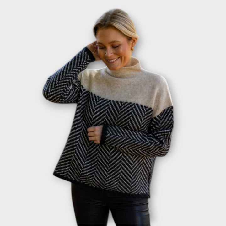 Maeve - Soft Sweater with High Neck